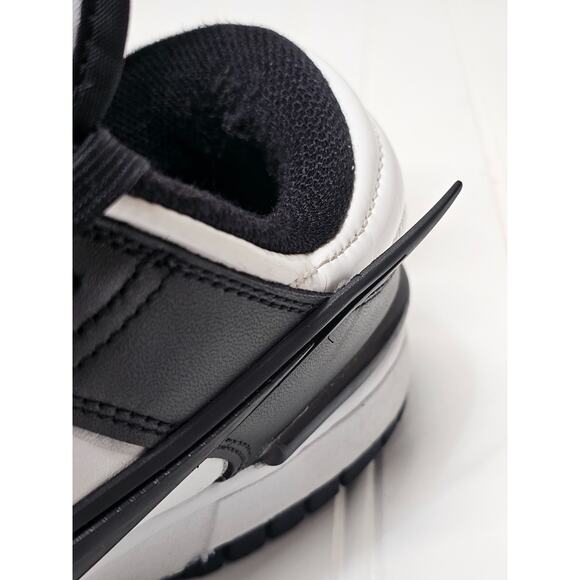 NIKE DUNK LOW PANDA Mens size 10 - Picture 3 of 9